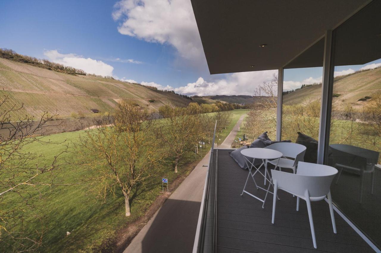 Steillage - Design Moselsuiten Mit Panoramablick Und Spa Браунеберг Экстерьер фото